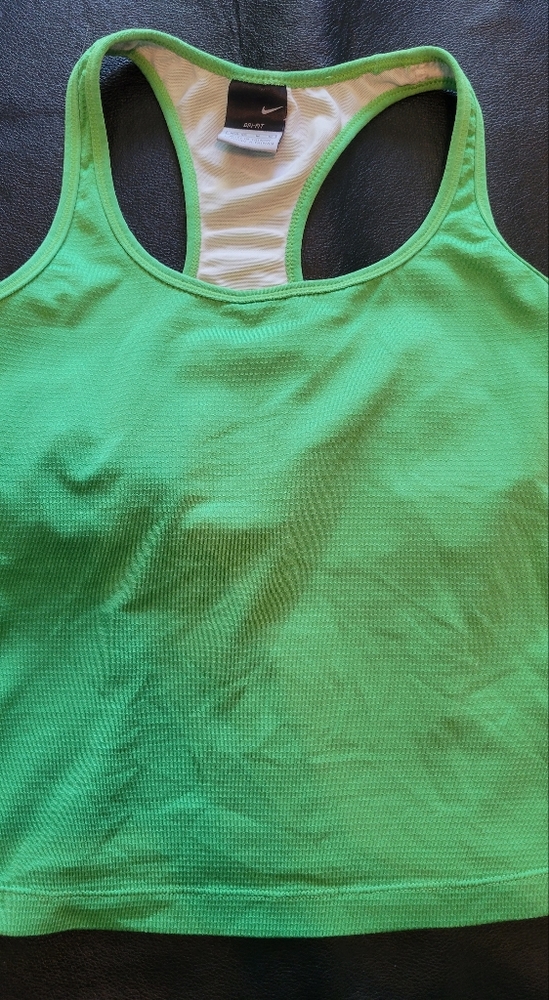 Nike Women's Dri-Fit workout top medium (size 8-10) Green BUNDLE AND SAVE